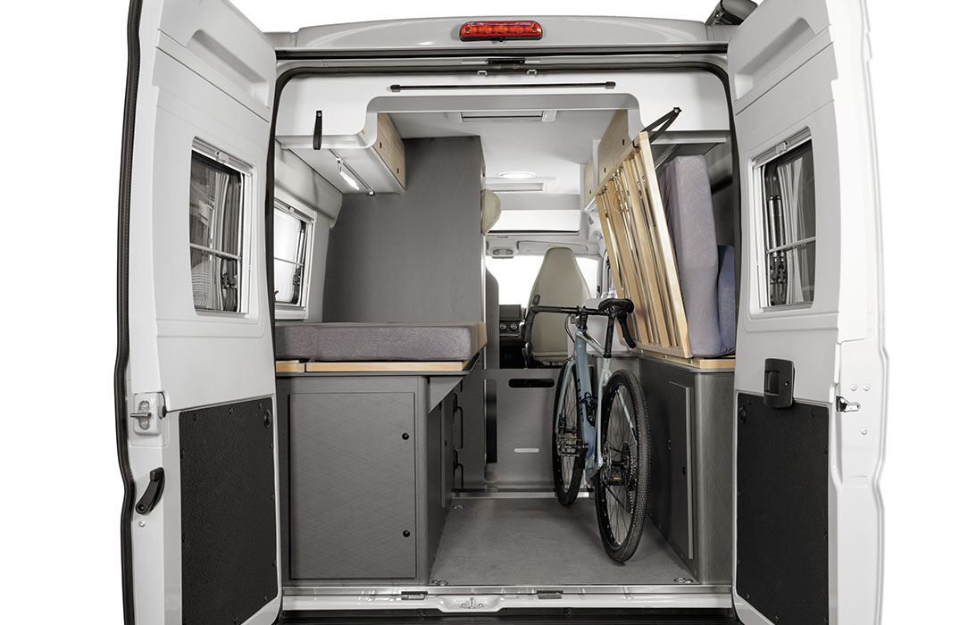 Wohnmobil Innen: Platz