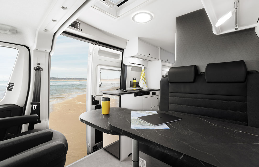 Wohnmobil Innen: Sitzecke